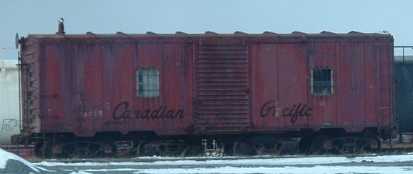 CP MOW car